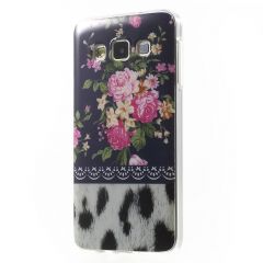 Силиконовая накладка Deexe Pretty Flowers для Samsung Galaxy A3 (A300) - Black