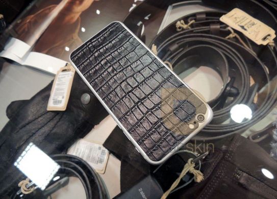 Кожаная наклейка Glueskin для Samsung Galaxy S7 - Brown Croco