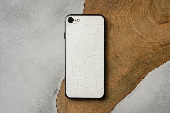 , White Alligator
