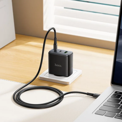 Сетевое зарядное устройство Hoco C160A GaN 65W + QC3.0 (2Type-C + USB) + кабель Type-C to Type-C - Black
