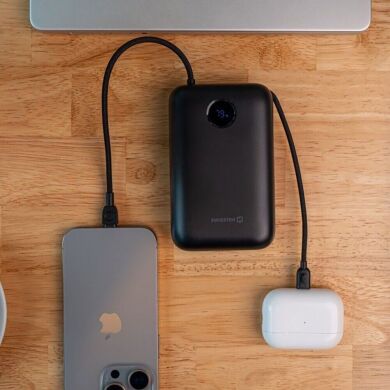 Зовнішній аккумулятор SWISSTEN VoltBox PD35W (30000mAh) + кабель Type-C + Lightning - Black