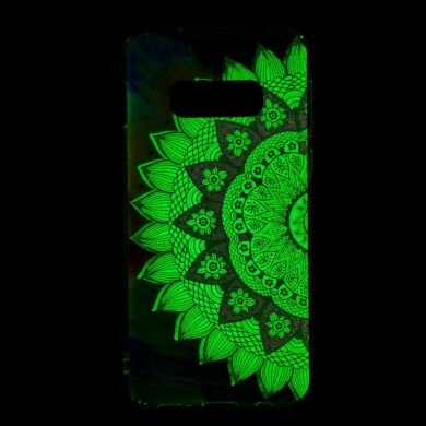 Силиконовый (TPU) чехол Deexe LumiCase для Samsung Galaxy S10e (G970) - Colorized Mandala