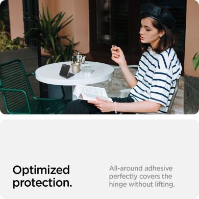 Комплект защитных стекол Spigen (SGP) GLAS.tR EZ Fit Sensor Protected для Samsung Galaxy Flip 7 (AGL09585)