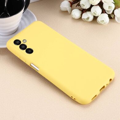 Защитный чехол Deexe Silicone Case для Samsung Galaxy M13 (M135) - Yellow