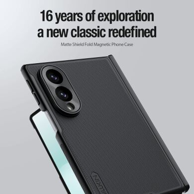 Пластиковый кейс NILLKIN Super Frosted Shield Pro (FF) для Samsung Galaxy Fold 8 - Transparent