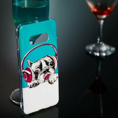 Силиконовый (TPU) чехол Deexe LumiCase для Samsung Galaxy S10e (G970) - Dog Listening to Music