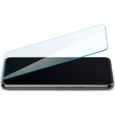 Захисне скло Spigen (SGP) Protector Glas.tR SLIM HD для Samsung Galaxy S22 (S901)