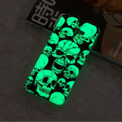Силіконовий (TPU) чохол Deexe LumiCase для Samsung Galaxy J4+ (J415) - Cool Skulls