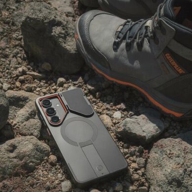 Захисний чохол Tech-Protect Kevlar Aura MagSafe для Samsung Galaxy S26 (S942) - Black / Orange