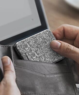 Внешний аккумулятор Sharge Carbon Mag 20W (5000mAh) - Black