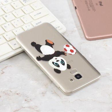 Силиконовый (TPU) чехол Deexe Pretty Glossy для Samsung Galaxy J6 2018 (J600) - Panda Playing Football