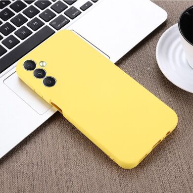 Защитный чехол Deexe Silicone Case для Samsung Galaxy M14 (M146) - Yellow