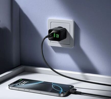 Сетевое зарядное устройство Hoco CS83A PD20W+QC3.0 + кабель Type-C to Type-C - Black